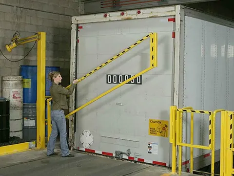 EdgeGard Straight Dock Gate