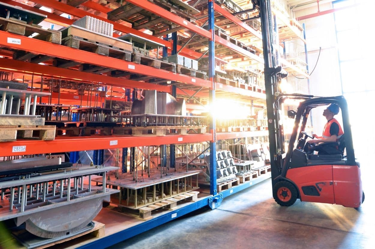 Tips for Organizing Large Inventory at Your Warehouse